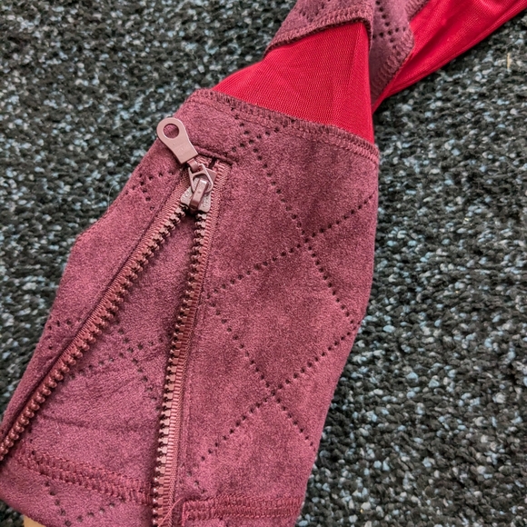 Brand new Burgundy cutout mesh quilted jacket size S - Picture 7 of 16